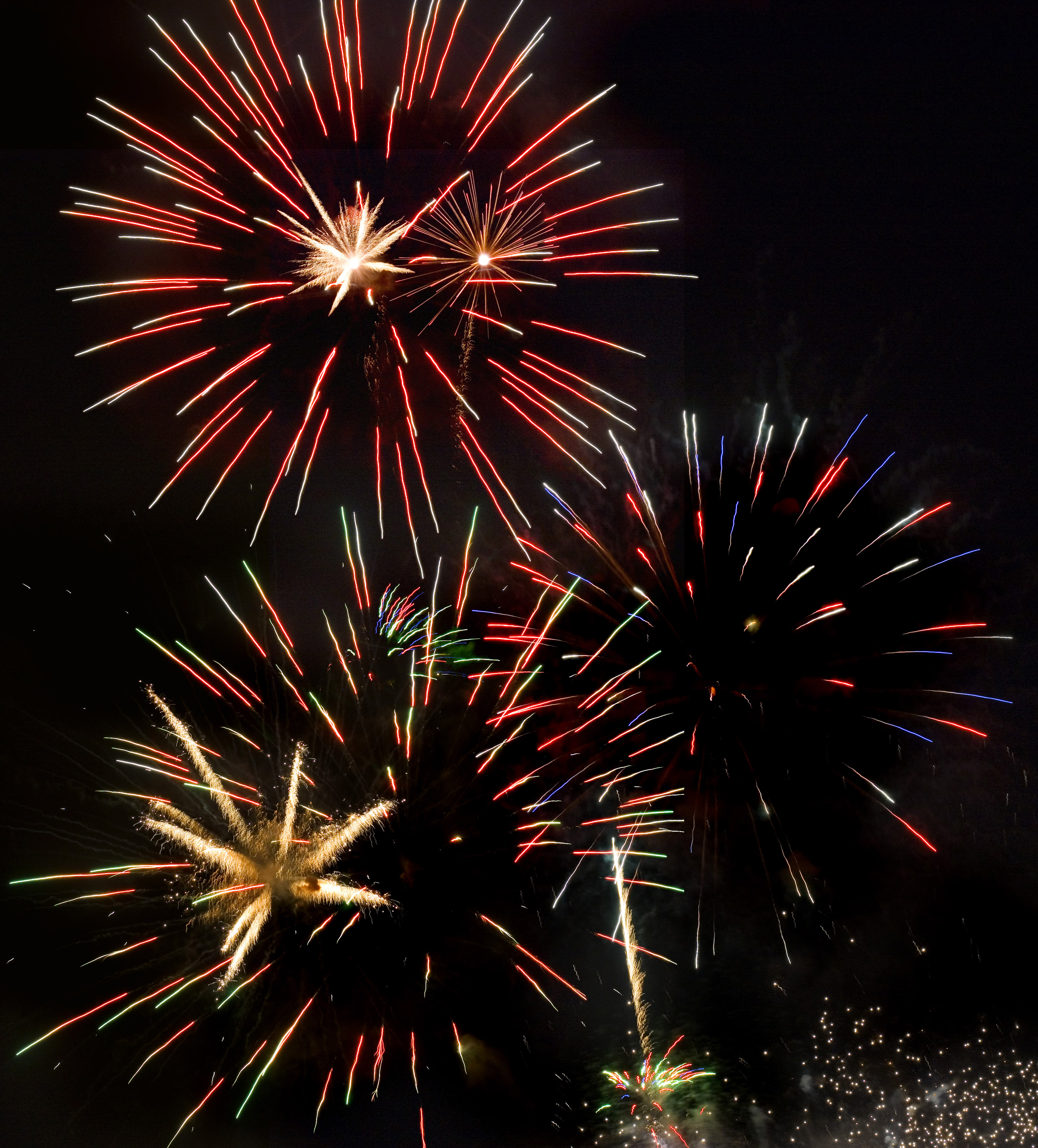 Photo Of Firework Bursts Free Christmas Images Photo Of Firework Bursts Free Christmas Images